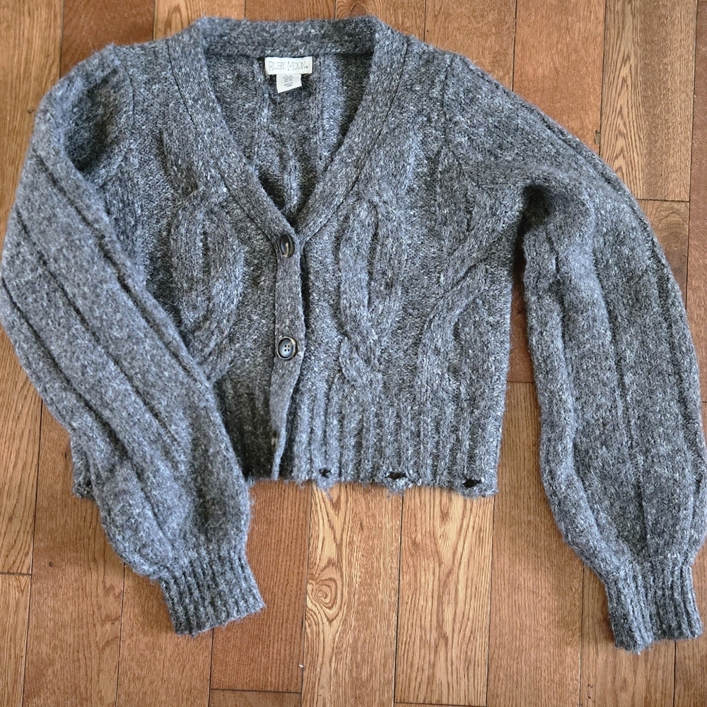Grey Chunky Cropped Cardigan
